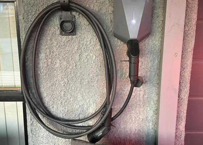 Very Centrally Located With Free Parking * Tromsø